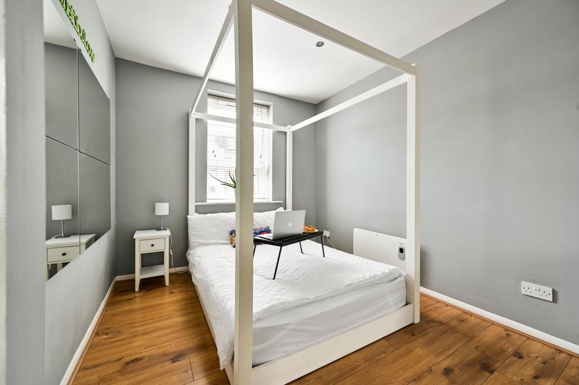 Cosy 1-Bed E15, Sleeps 4, 1 Min From Tube Station Near O2 Arena Apartment London Ngoại thất bức ảnh